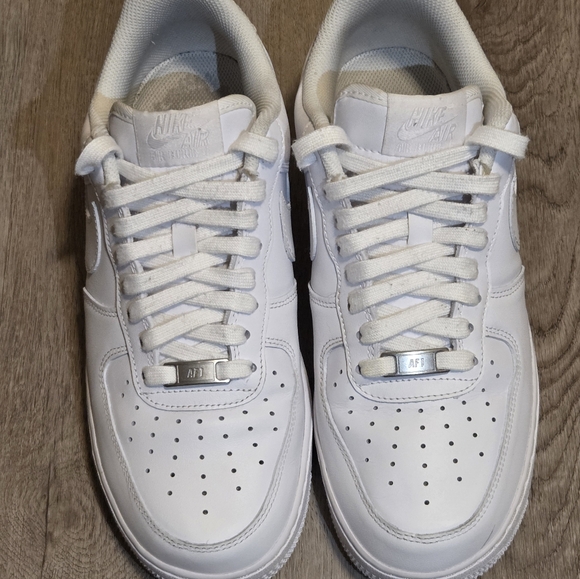 Nike Air Force 1 Low '07 CW2288-111 White Men's Size 8 - Picture 2 of 8